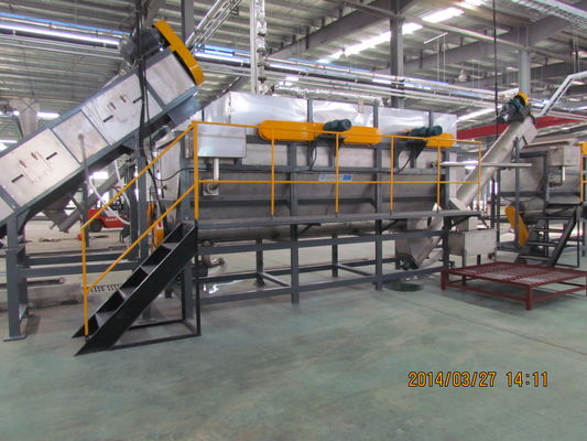 सीई प्लास्टिक रीसाइक्लिंग कोल्हू, 2000 kg / एच पीईटी बोतल रीसाइक्लिंग लाइन