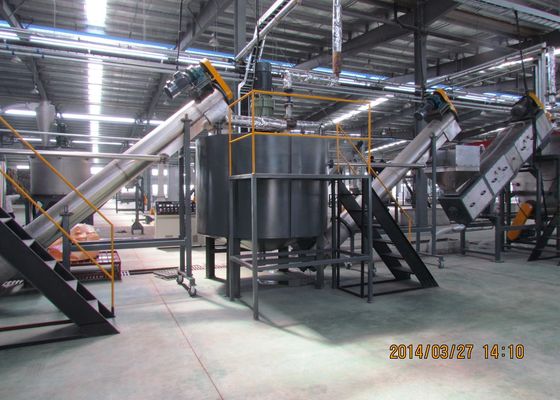 सीई प्लास्टिक रीसाइक्लिंग कोल्हू, 2000 kg / एच पीईटी बोतल रीसाइक्लिंग लाइन