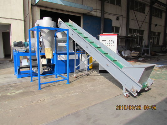132kw LDPE फिल्म प्लास्टिक ड्रायर मशीन को निचोड़ती है