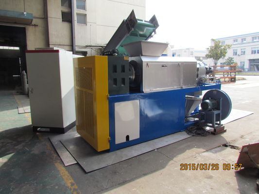 132kw LDPE फिल्म प्लास्टिक ड्रायर मशीन को निचोड़ती है