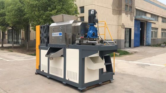 132kw इलेक्ट्रिकल हीटिंग वेट पीपी प्लास्टिक ड्रायर मशीन