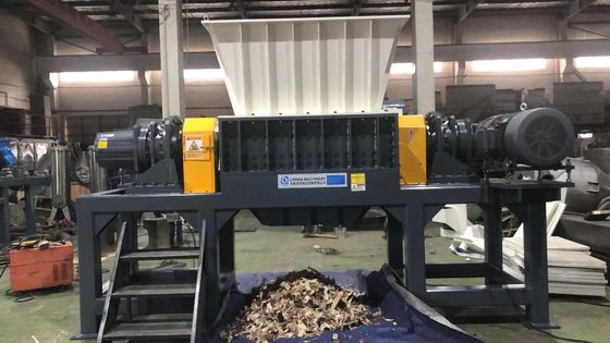 38 ब्लेड 18.5kw लकड़ी के लिए डबल दस्ता बहुत तकलीफ मशीन