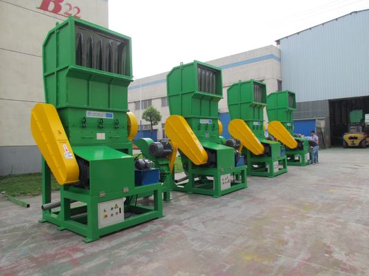 शॉपिंग बैग के लिए दीया 550 मिमी 55kw अपशिष्ट प्लास्टिक क्रशिंग मशीन